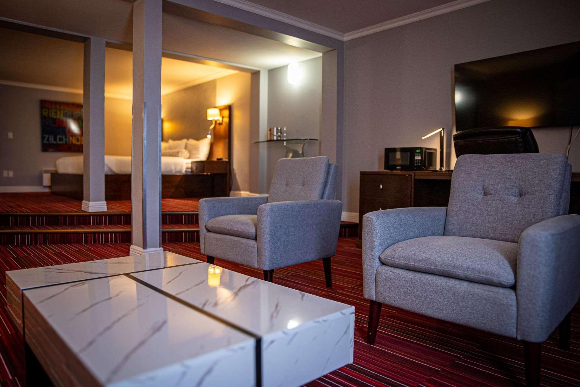 Le Noranda Hotel & Spa, Ascend Hotel Collection Rouyn Exteriér fotografie